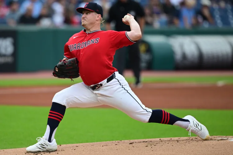 Bericoto, Wilkinson's debut as an opener help Giants blank Guardians